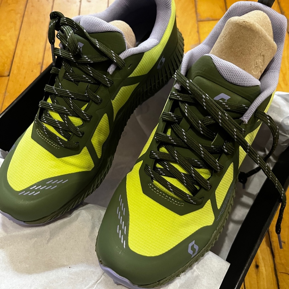 Trail Running shoes 8.5 women’s